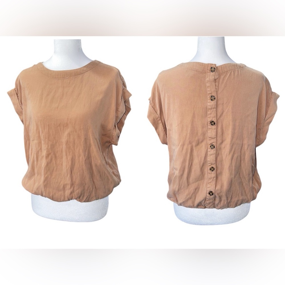 3/$30 Linen Blend Tan Short Sleeve Button Back Top
